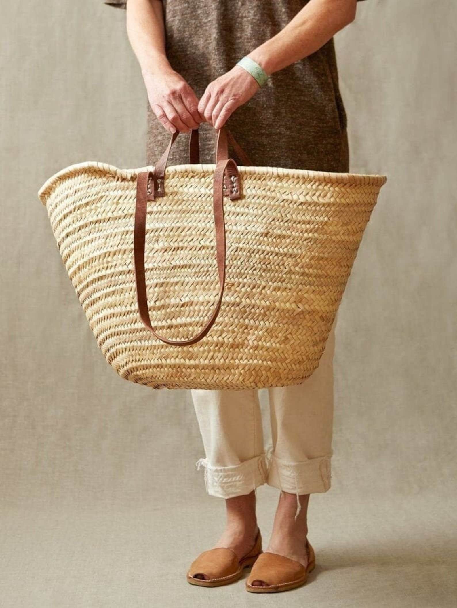 French Market Basket With Buckle Fastening Straw Beach Bag 